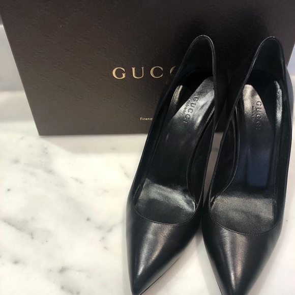 Gucci Heels - pre loved ❣️ - Picture 2 of 3